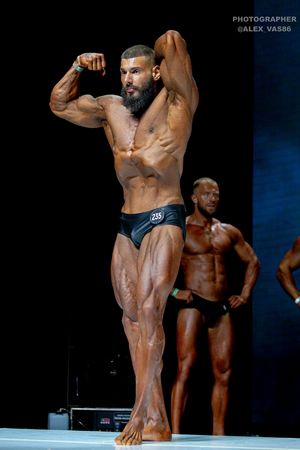 CLASSIC PHYSIQUE +178